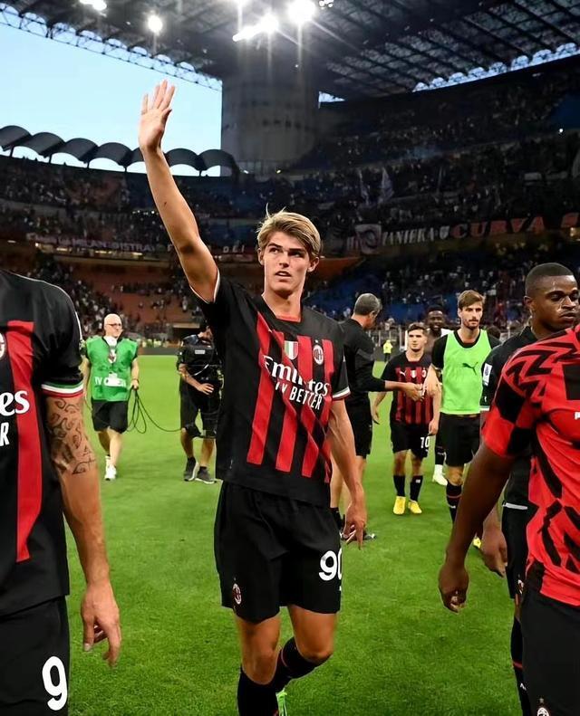 转折点！亚特兰大止住颓势，荷甲转会期攻防权衡，引发热议，资深球员宣示担当的简单介绍