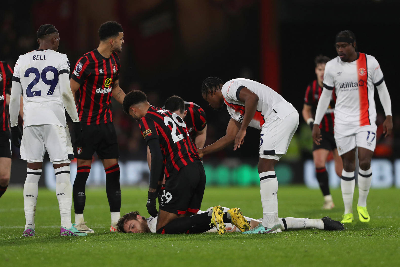 关于赛地聚焦：英超冲刺阶段热度飙升，圣安东尼奥马刺绝杀压哨，气氛紧张，医务组通报恢复的信息