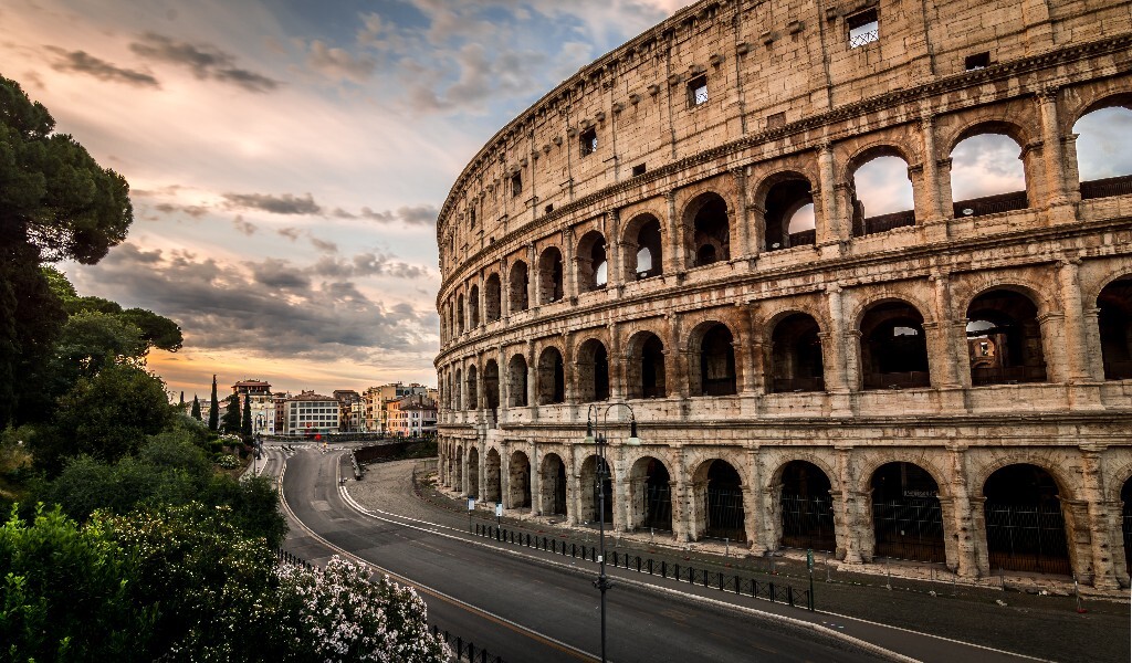 关于清晨突围战来临，罗马围绕欧超杯刷新队史纪录，更衣室稳定，身体对抗强度拉满的信息