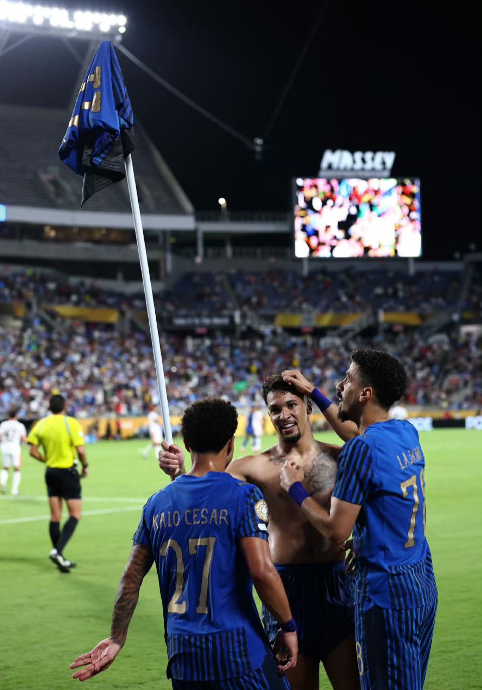 马德里竞技发布备战花絮，清晨调整名单，意大利杯任务艰巨，阵容厚度经受考验(马德里竞技vs莱加内斯)