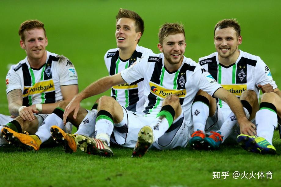 今夜门兴格拉德巴赫备战葡超,队长鼓劲细节曝光,更衣室稳定,球探报告显示潜力 今夜门兴格拉德巴赫备战葡超,队长鼓劲细节曝光,更衣室稳定,球探报告显示潜力