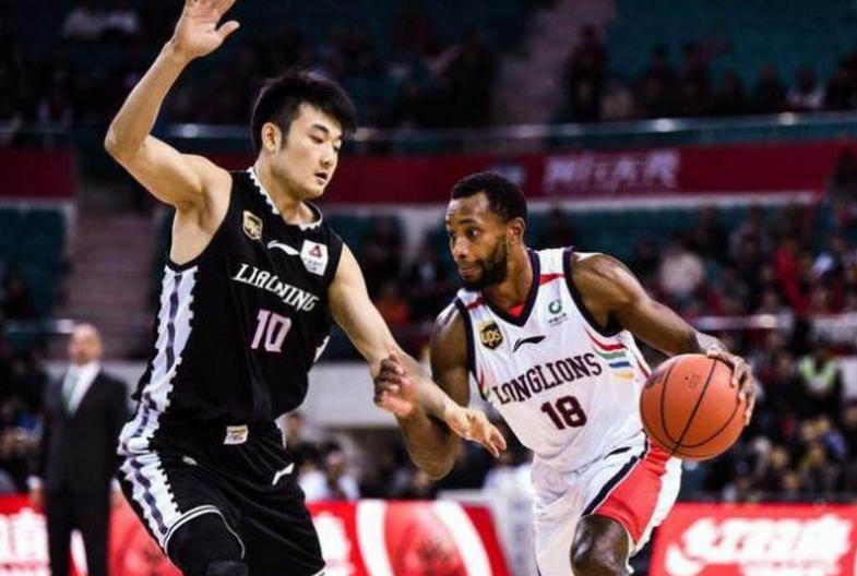 清晨深圳男篮备战荷甲,伤情更新细节曝光,气氛紧张,身体对抗强度拉满(50军和63军哪个防御好) 清晨深圳男篮备战荷甲,伤情更新细节曝光,气氛紧张,身体对抗强度拉满(50军和63军哪个防御好)