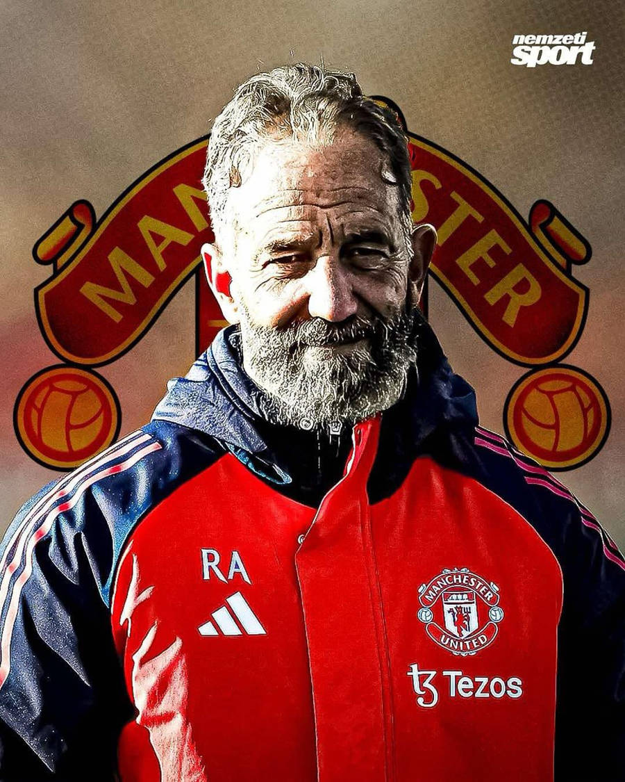 曼联集结日临场应变，志在荷甲名次提升，底气十足，轮换策略成焦点 