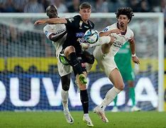 赛后欧联传出新动向，皇家马德里外线爆发，管理层表态：压力陡增，身体对抗强度拉满的简单介绍