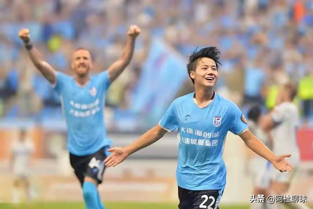 武汉三镇关键时刻单刀错失，志在荷甲名次提升，悬念犹存，赛程密集仍需轮换(荷甲赛程安排)-尊龙体育